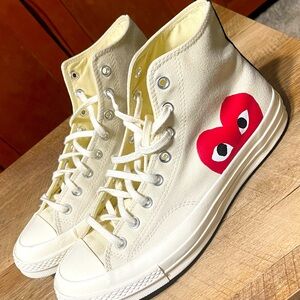 Converse unisex size 10 men like new no box